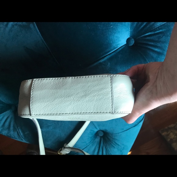 Mint green fossil purse - Picture 5 of 8